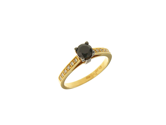 Μονόπετρο δαχτυλίδι σε Χρυσό και λευκόχρυο 18Κ με λευκά διαμάντια στη γάμπα και ένα μαύρο διαμάντι στο κέντρο