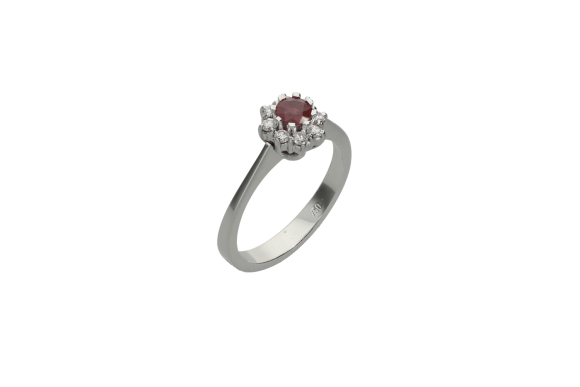 Δαχτυλίδι ροζέτα σε λευκόχρυσο 18Κ με Ρουμπίνι στο κέντρο και διαμάντια περιμετρικά