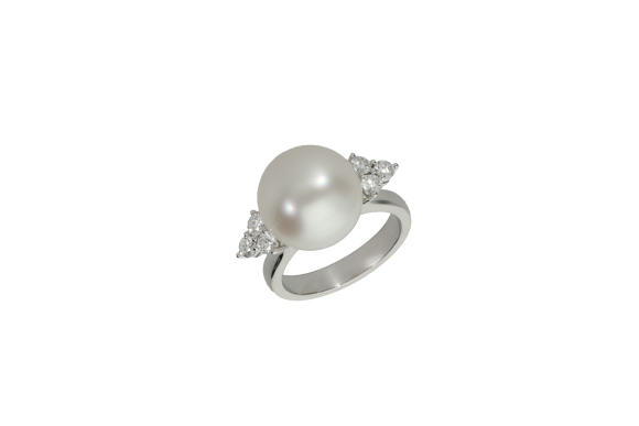 Δαχτυλίδι σε λευκόχρυσο 18Κ με μαργαριτάρια South Sea και διαμάντια στα πλάγια