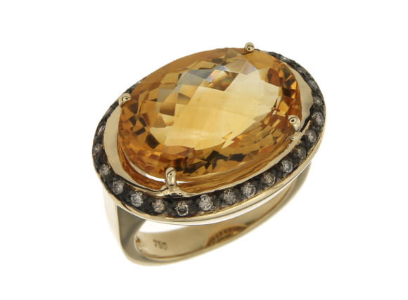 Δαχτυλίδι σε Χρυσό 18K Ροζέτα με Κονιάκ Διαμάντια και στο κέντρο Οβάλ Σιτρίν