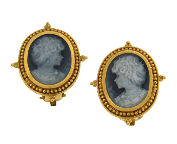 Σκουλαρίκια σε Χρυσό 22K Χειροποίητα με κοκκίδωση και Καμέο από Αχάτη από τη Συλλογή 