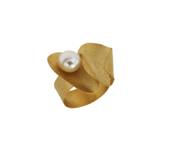 Δαχτυλίδι σε χρυσό 14K χειροποίητο με μαργαριτάρια γλυκού ωερού