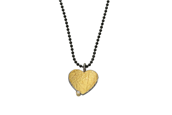 Κολιέ με καρδιά από ασήμι και χρυσό 22Κ με ένα διαμαντάκι και αλυσίδα