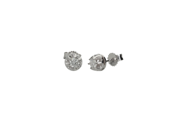 Σκουλαρίκια μονόπετρα σε λευκόχρυσο 18Κ κλασσικά με διαμάντια