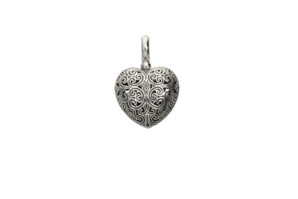 Μενταγιόν σε ασήμι 925° Μία Καρδιά φουσκωτή μεγάλη με σχέδια σε βυζαντινό στυλ Gerochristo