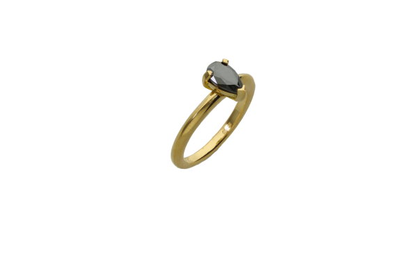 Δαχτυλίδι σε χρυσό 18Κ μονόπετροι σε σχήμα σταγόνας με ένα μαύρο διαμάντι