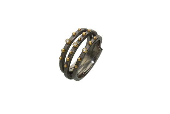 Δαχτυλίδι σε ασήμι και χρυσό 18Κ με τρία διαμάντια και μπιλίτσες 