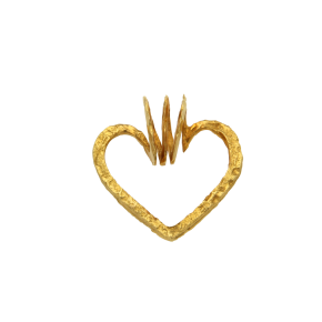 Μενταγιόν σε χρυσό 18Κ Καρδιά σφυρήλατη με τριπλό περαστό χαλκά