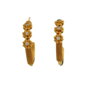Σκουλαρίκια σε Χρυσό 18Κ χειροποίητοι κρίκοι με συρματάκι στριφτό και λουλουδάκια με Διαμάντια