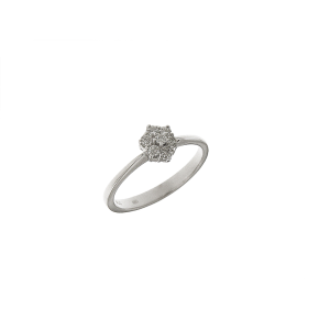 Δαχτυλίδι αρραβώνων σε λευκόχρυσο 18Κ μικρή ροζέτα σε σχήμα αστράκι με διαμάντια κοπής μπριγιάν